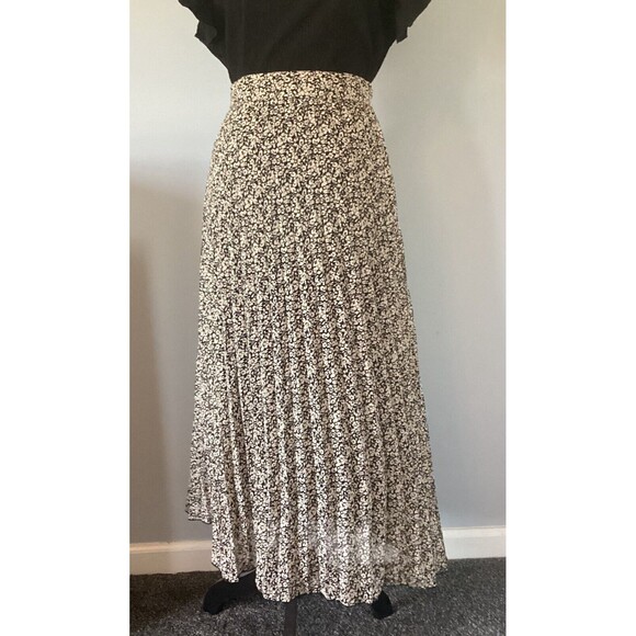 Jopna Black & Beige Pleated Maxi Skirt With Elastic Back Size LG - Picture 2 of 4